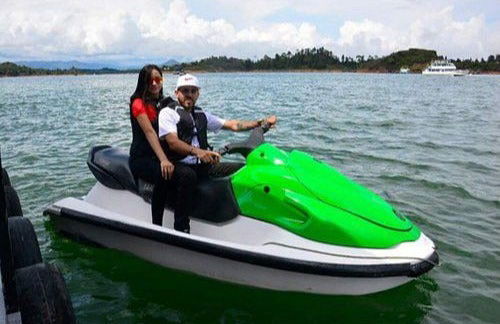 Alquiler de moto de agua en el embalse de Guatapé - Foto 4