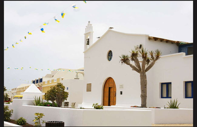 Excursión a La Graciosa + Paseo en velero - Foto 5