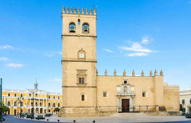 Visita guiada por Badajoz - Foto 1