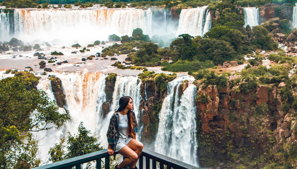 Entrada al lado brasileño de las Cataratas de Iguazú - Foto 1