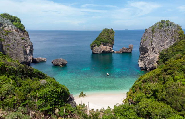 Phi Phi Islands Traditional Boat Tour - Photo 5