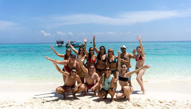 Phi Phi Islands Traditional Boat Tour - Photo 3