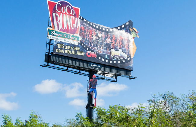 Coco Bongo Punta Cana Nightclub Party - Photo 4