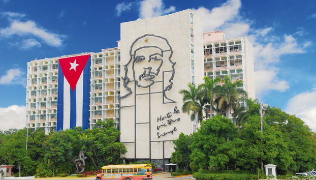 Paseo privado en coche clásico por La Habana - Foto 3