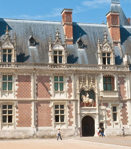Foto de Entrada al castillo de Blois sin colas