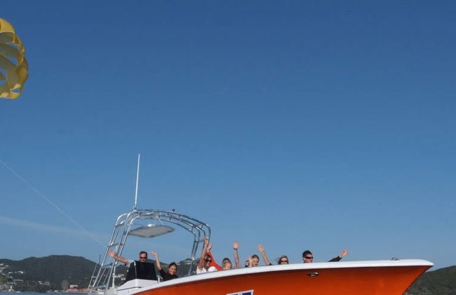 Parasailing en Bahía de las Islas - Foto 4