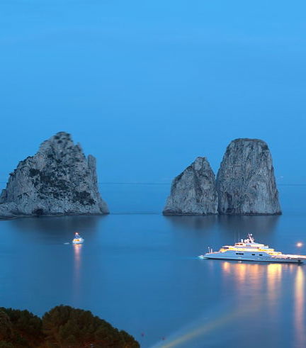 Bild - Capri by Night