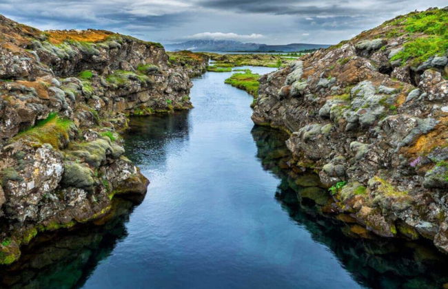 Silfra Snorkelling Experience - Photo 2