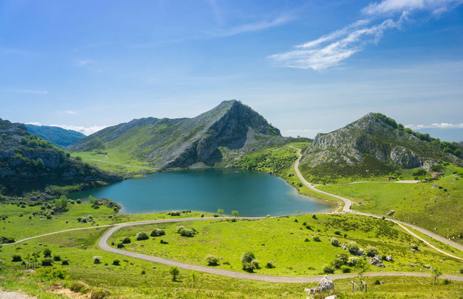 Covadonga Small Group Day Trip - Photo 1