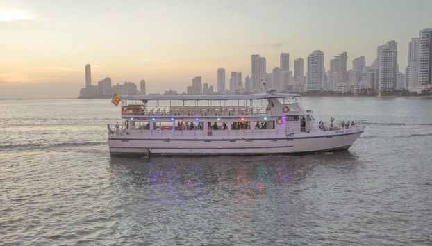Fête caribéenne à bord d'un bateau à Carthagène - Photo 3