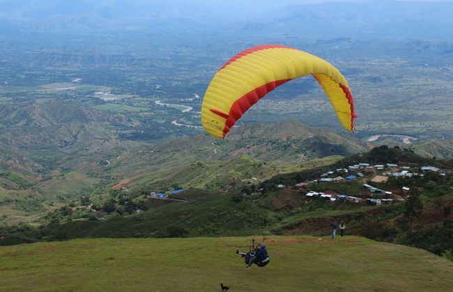 Volo su El Tambo in parapendio - Foto 3