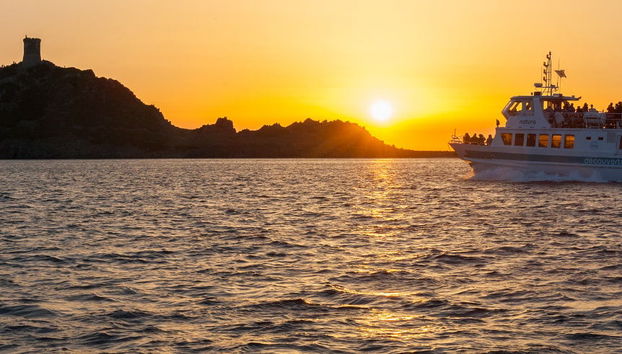 Paseo en barco al atardecer por las Islas Sanguinarias - Foto 4