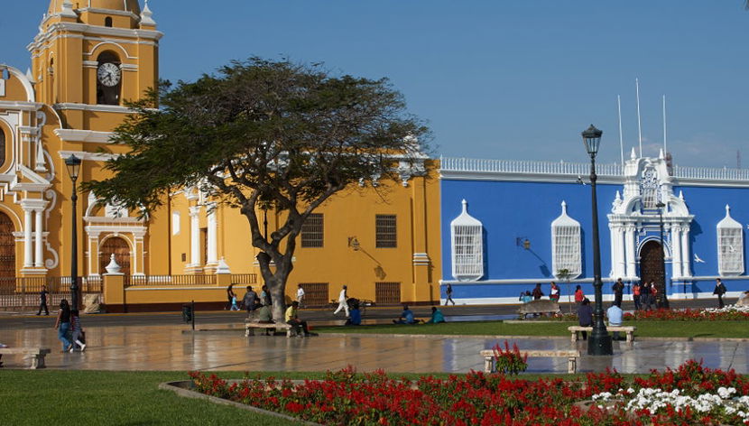 Visita guiada por Trujillo y el Museo de Arqueología de la UNT - Foto 3