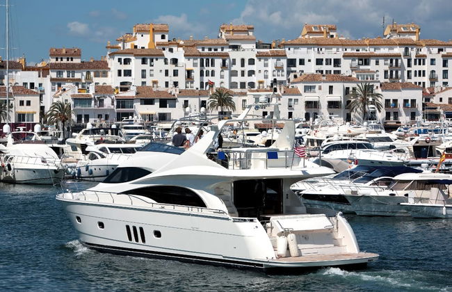 Tour en bicicleta por Puerto Banús - Foto 1