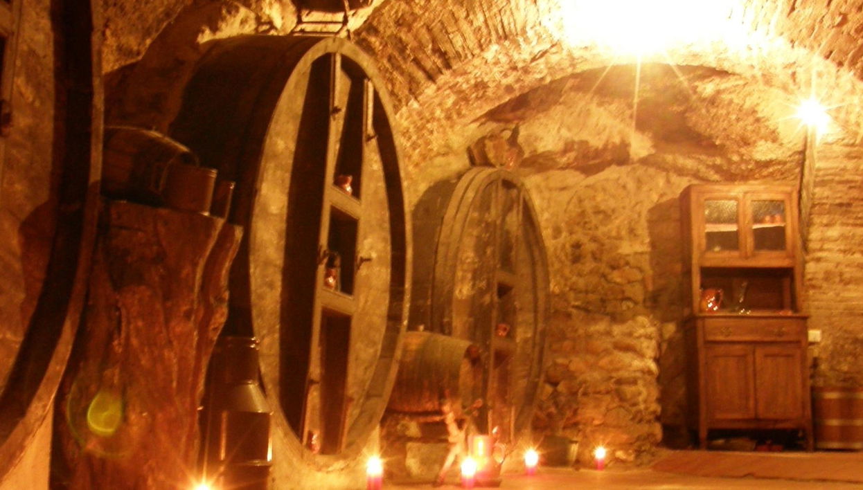 Visita a las bodegas subterráneas de Aranda de Duero
