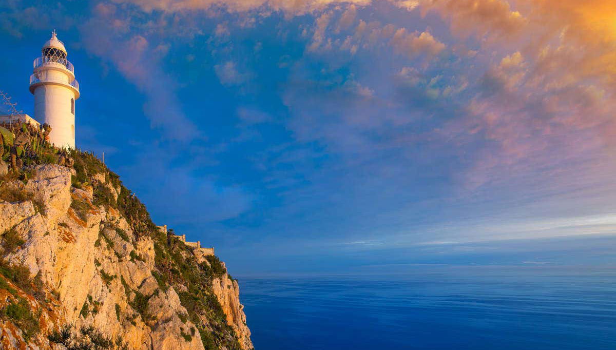 Paseo en barco por el Cabo San Antonio - Foto 1