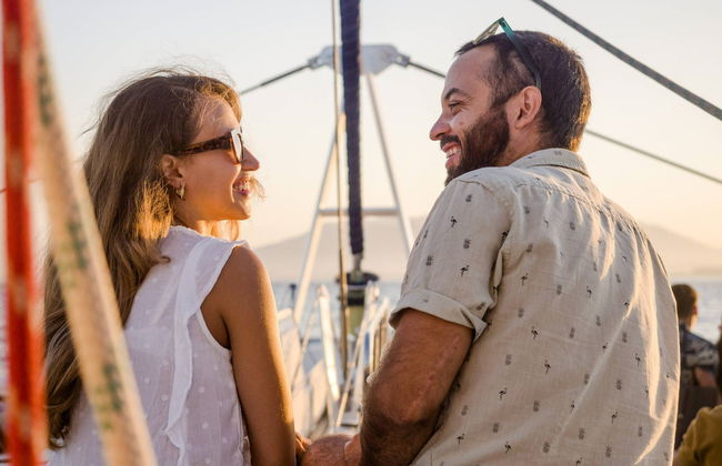 Fiesta en barco por Valencia con comida - Foto 11