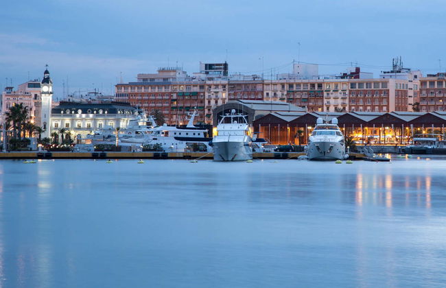 Sunset Catamaran Cruise - Photo 4