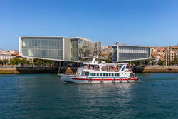Paseo en barco por la bahía de Santander