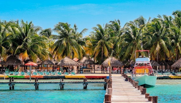 Isla Mujeres Private Boat Tour - Photo 2