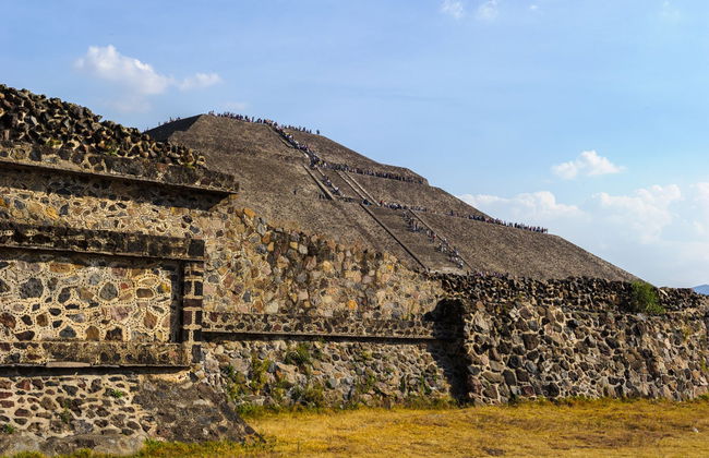 Teotihuacán, Guadalupe Basilica & Tlatelolco Day Trip - Foto 2