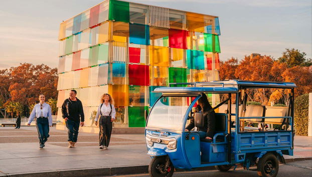 Tour privado en tuk tuk por Málaga - Foto 3