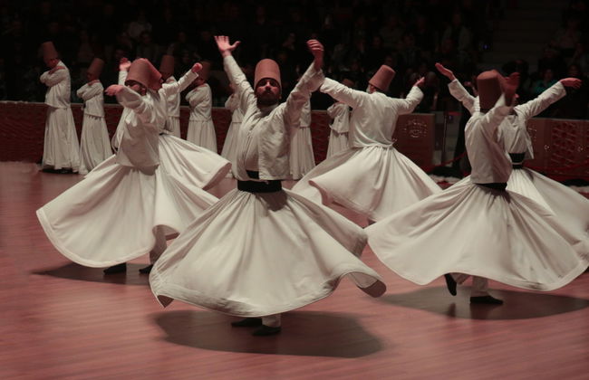 Spectacle des derviches tourneurs - Photo 1