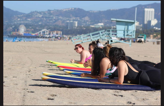 Curso de surf en Santa Mónica - Foto 4