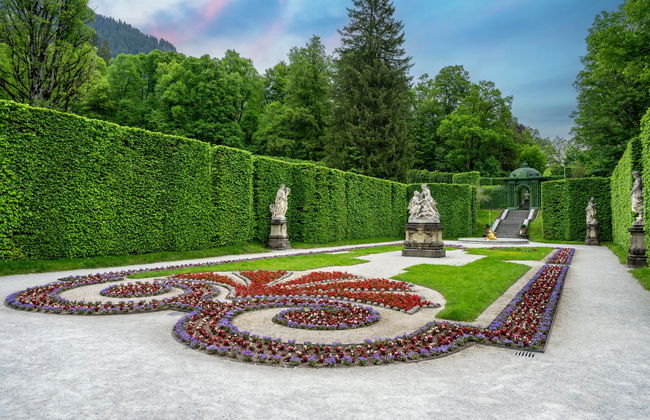 Excursión al castillo de Neuschwanstein y el palacio de Linderhof con guía - Foto 6