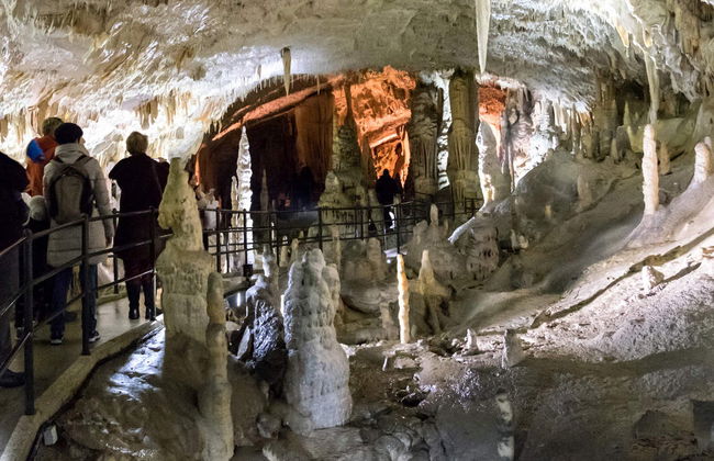 Excursión a la cueva Postojna y el castillo de Predjama - Foto 3