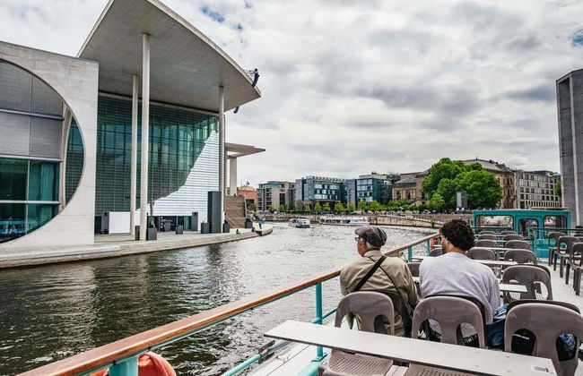 Paseo en barco por el río Spree y la esclusa Mühlendammschleuse - Foto 3