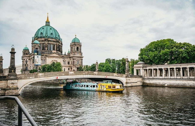 Paseo en barco por el río Spree y la esclusa Mühlendammschleuse - Foto 7