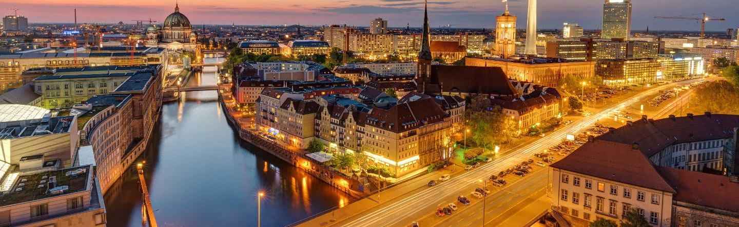 Berlin Evening Boat Cruise - Photo 1