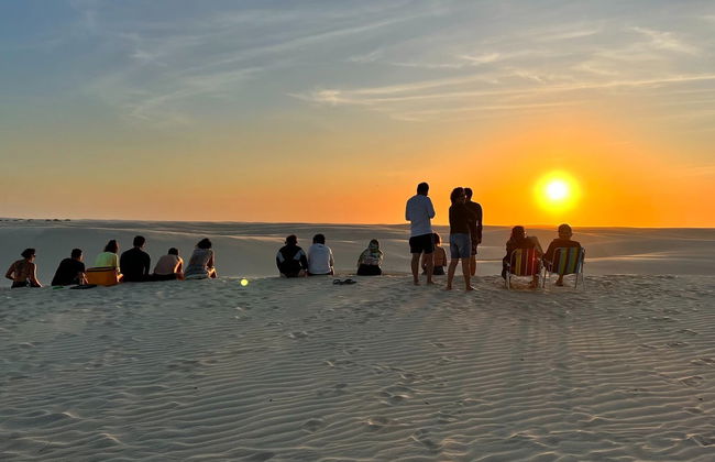 Tour de 4x4 ao entardecer pelas dunas dos Lençóis Maranhenses - Foto 2