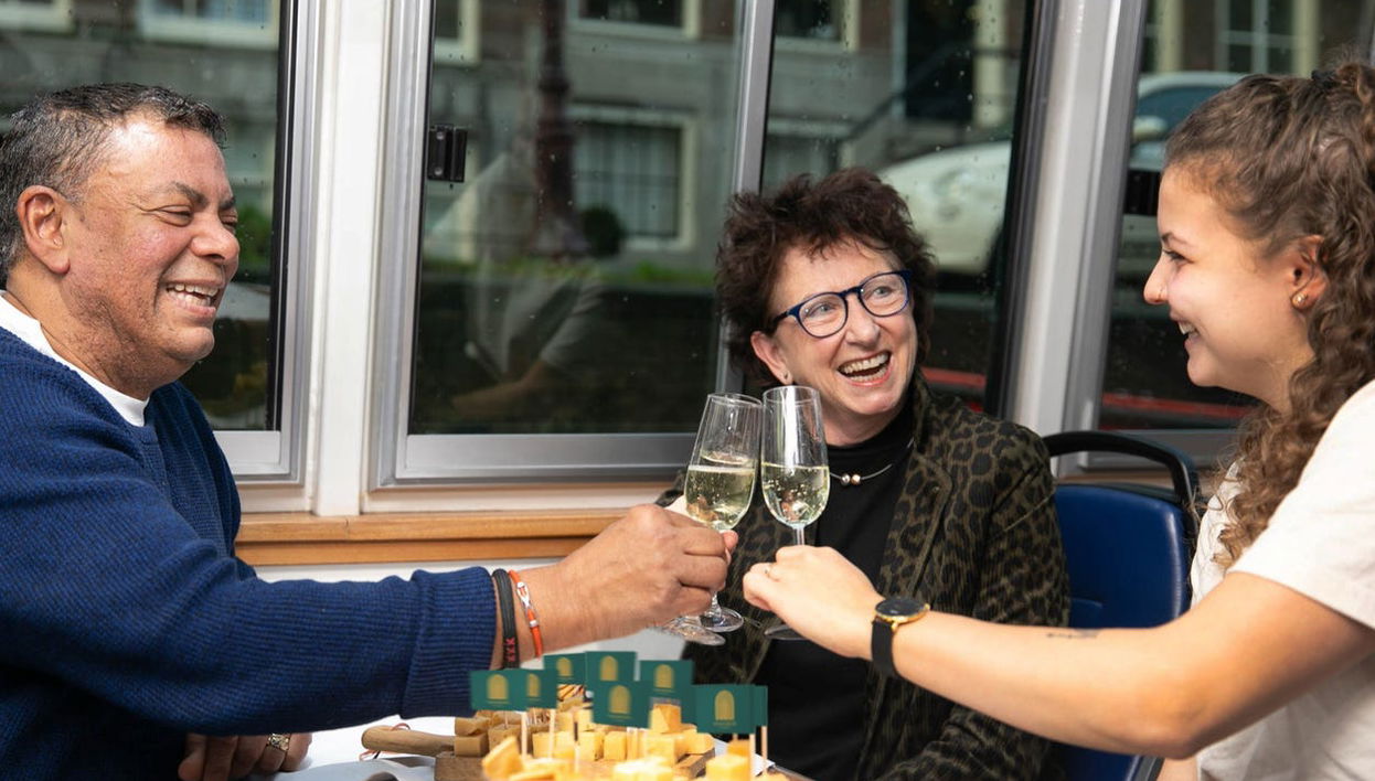 Boat Cruise & Cheese + Wine Tasting - Foto 1
