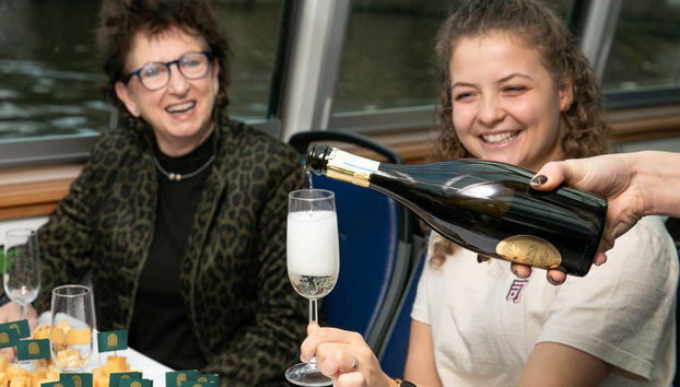 Boat Cruise & Cheese + Wine Tasting - Foto 2