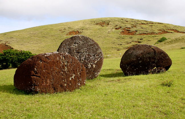 Ahu Akivi Tour Arqueológico - Foto 4