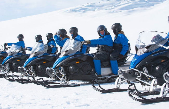 Paseo en moto de nieve por el glaciar Vatnajökull - Foto 2