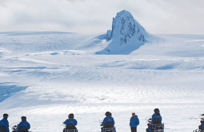 Paseo en moto de nieve por el glaciar Vatnajökull - Foto 10