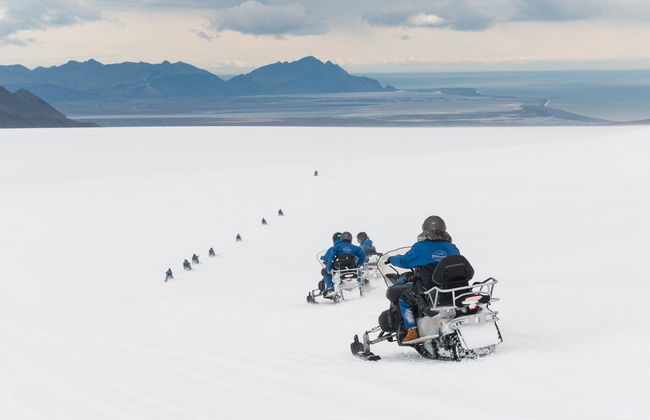 Paseo en moto de nieve por el glaciar Vatnajökull - Foto 3