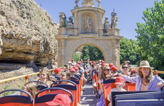City Sightseeing Segovia - Tour sali e scendi - Foto 4