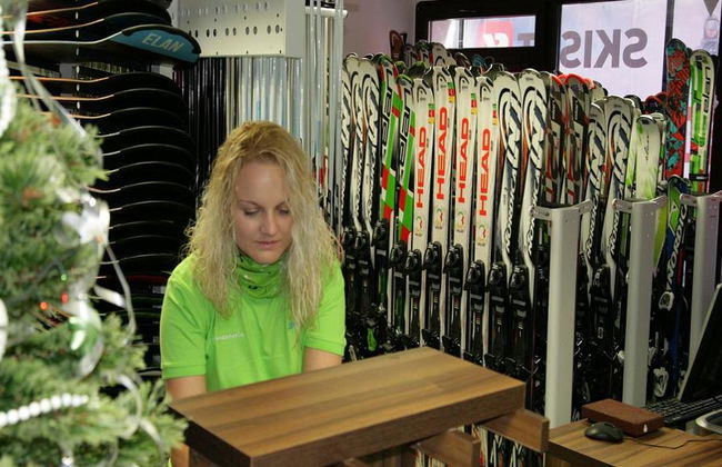 Ski and Snowboard equipment rental in Borovets - Photo 6
