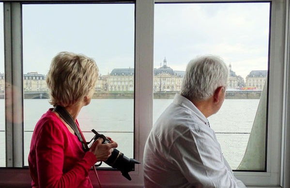 Passeio de barco pelo rio Garona - Foto 4