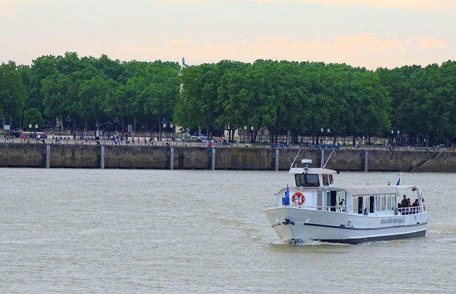 Passeio de barco pelo rio Garona - Foto 3