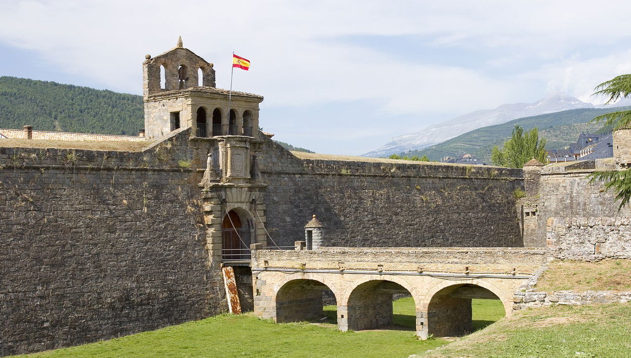 Visite privée dans Jaca - Photo 1