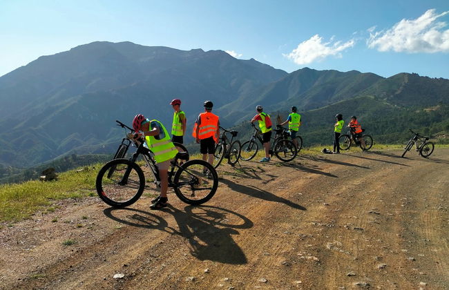 Tour en bicicleta eléctrica por la Sierra de las Nieves - Foto 1