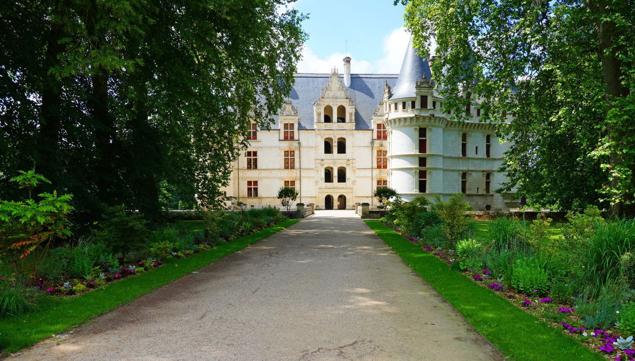 Excursión a los castillos de Villandry y Azay-le-Rideau - Foto 1