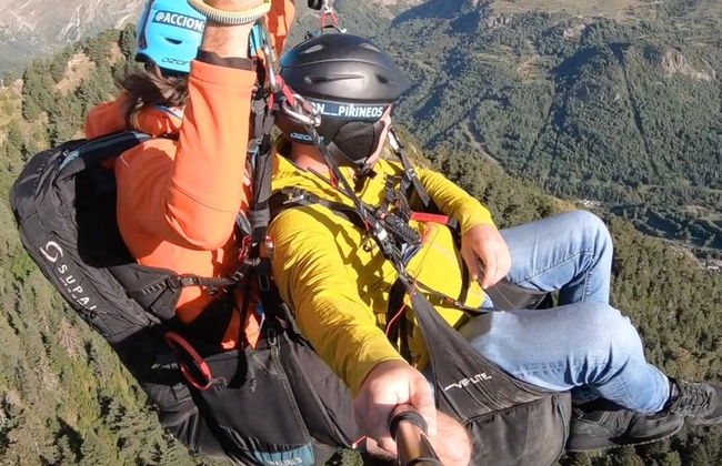 Voo de parapente por Huesca e pelo Pireneus aragoneses - Foto 3