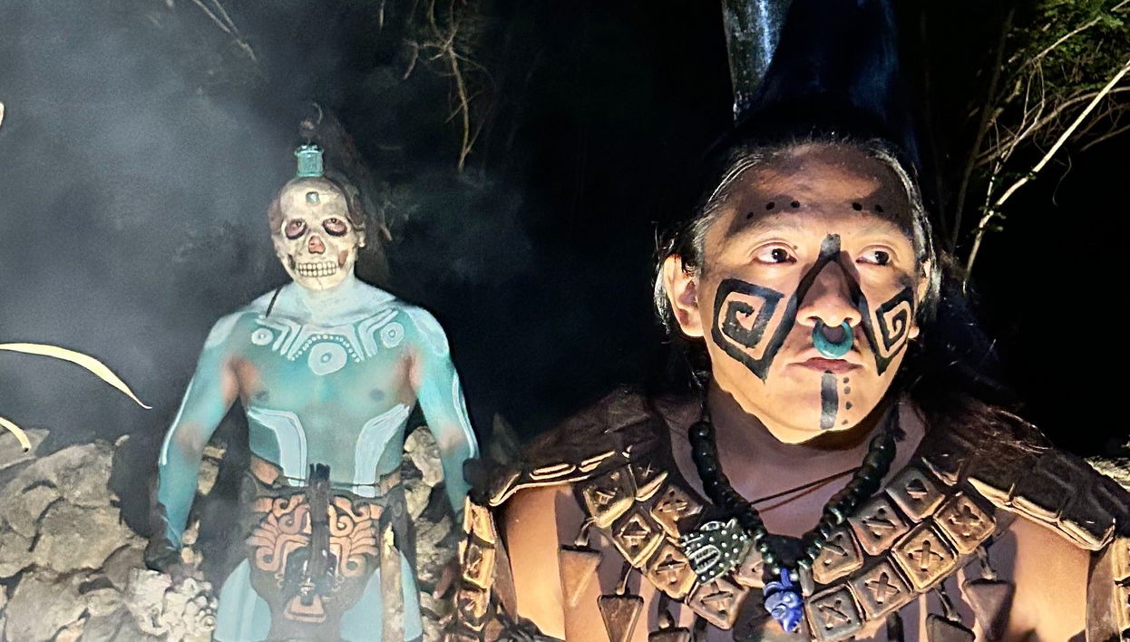 Cérémonie de la fête des Morts dans un cénote