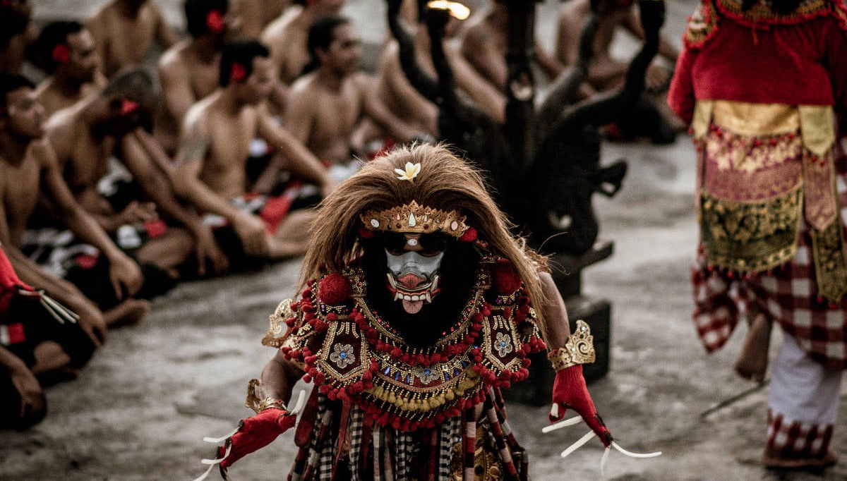 Uluwatu Temple Tour + Kecak Dance - Foto 1